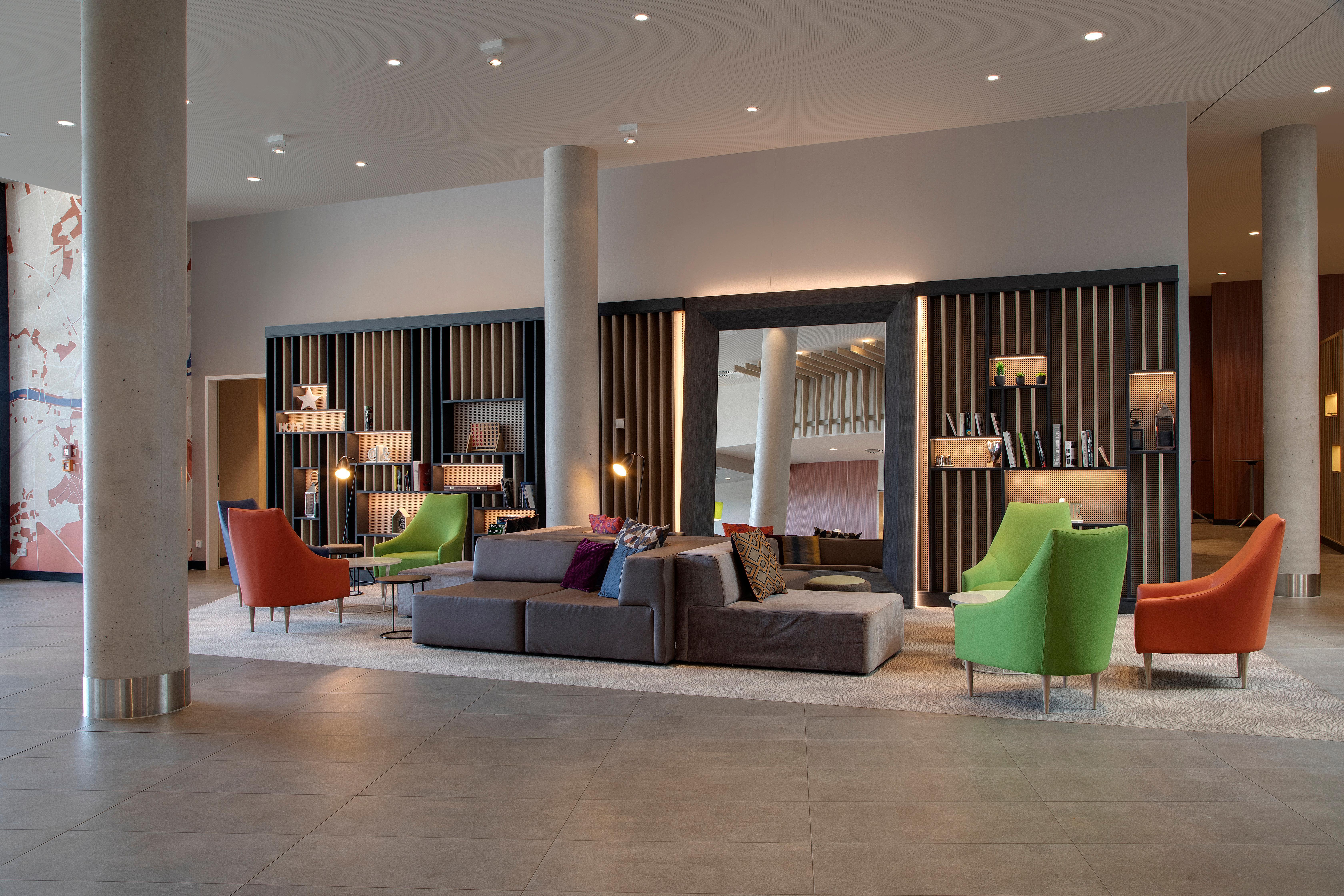 Frankfurt Airport By Ihg 4*